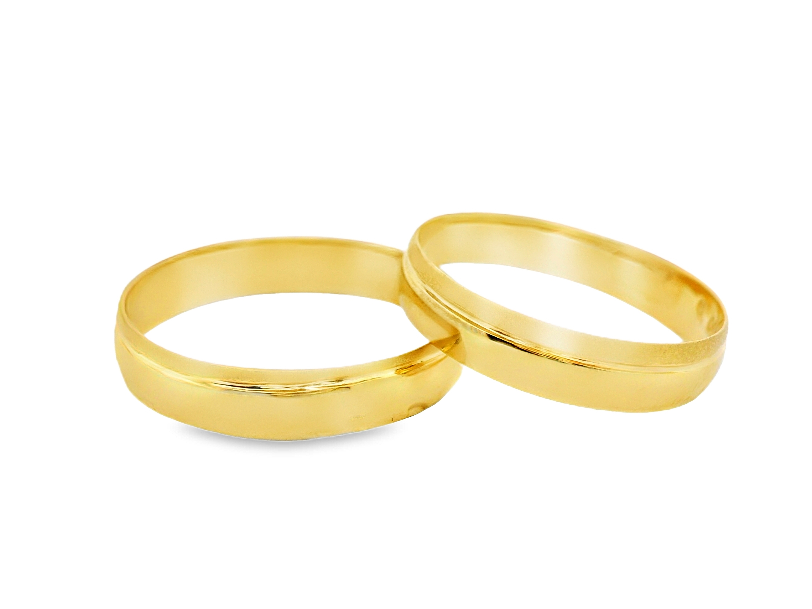 Customized Plain Edge Wedding Ring 18k